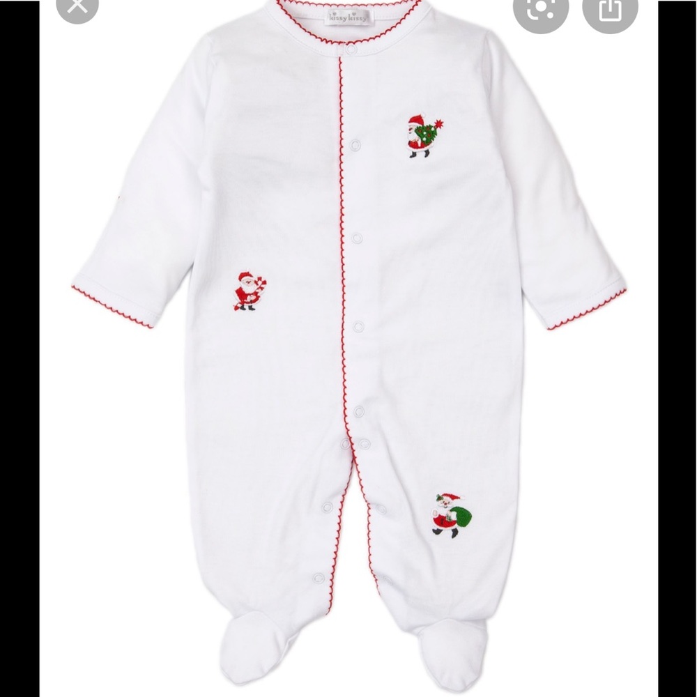 🎄🎄Kissy Kissy footed Christmas pajamas 🎄🎄